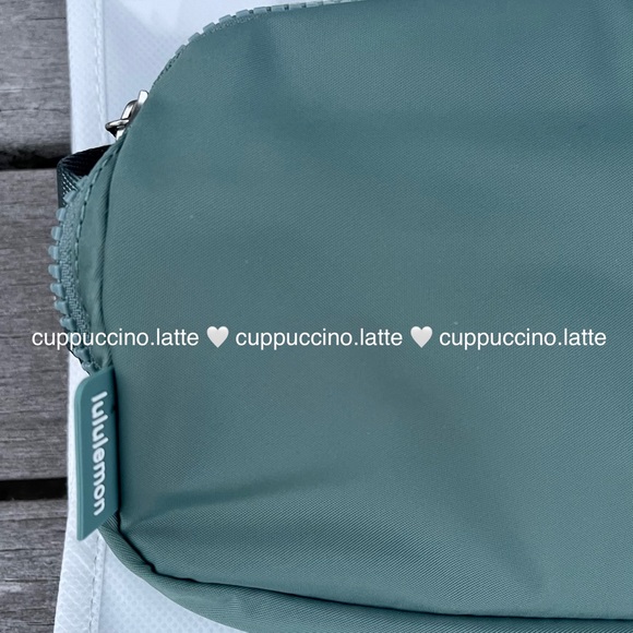 💚NWT🌊Lululemon Athletica Everywhere Belt Bag in Tidewater Teal Extended Strap - Picture 3 of 13